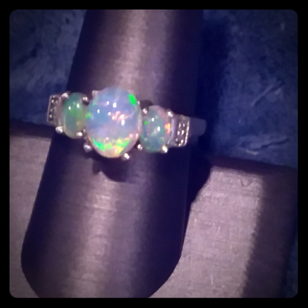 WELO FIRE OPAL & DIAMOND STERLING SILVER RING
